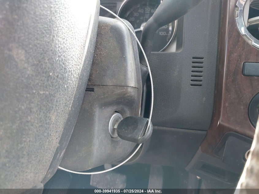 2013 Ford F250 Super Duty VIN: 1FT7W2B61DEA11544 Lot: 39941935