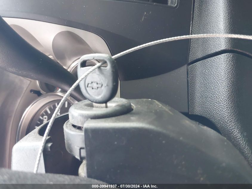 2008 Chevrolet Silverado 1500 Lt1 VIN: 2GCEC190581318332 Lot: 39941937