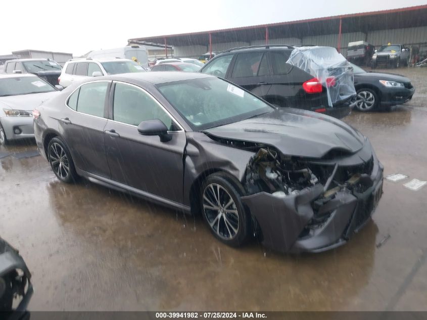 4T1G11AK6LU326654 2020 TOYOTA CAMRY - Image 1