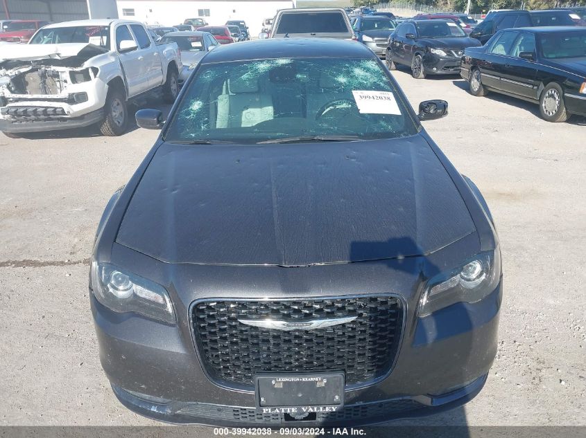 2C3CCAGG7KH506456 2019 Chrysler 300 300S Awd