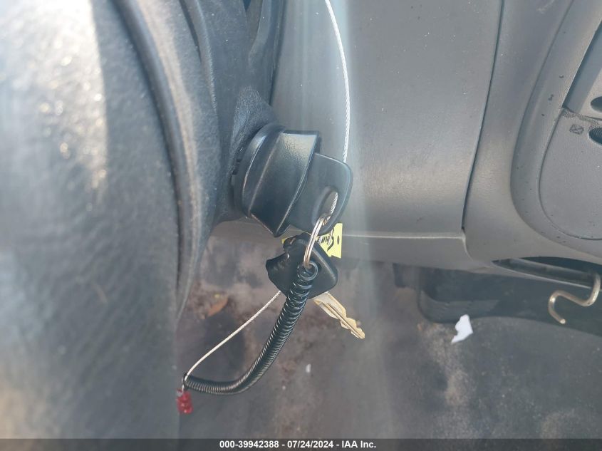 2000 Ford F-150 VIN: 1FTZF1724YNC15706 Lot: 39942388