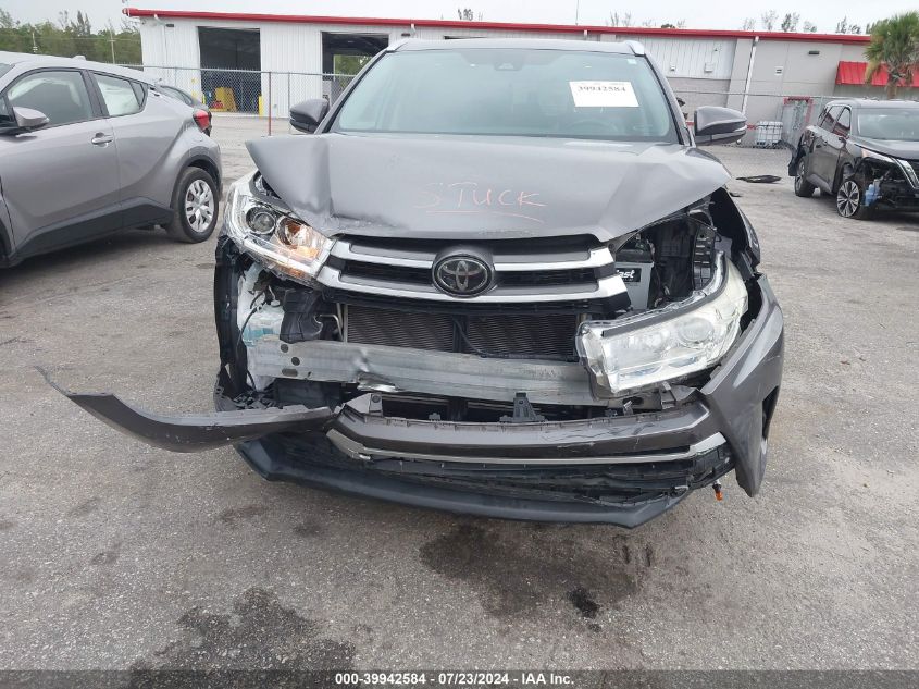 2018 Toyota Highlander Xle VIN: 5TDKZRFH7JS542775 Lot: 39942584
