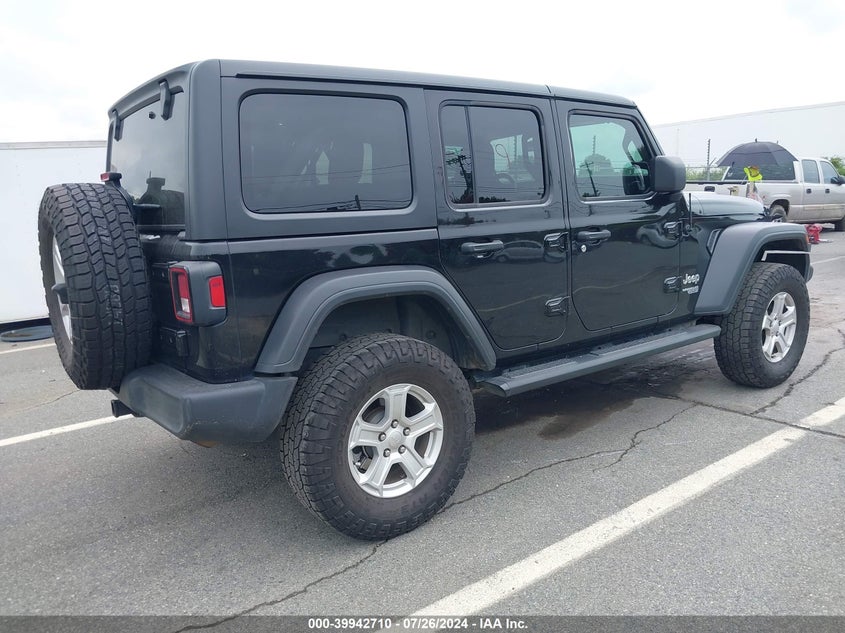 VIN 1C4HJXDG1JW136331 2018 JEEP WRANGLER UNLIMITED SPORT S 4X4