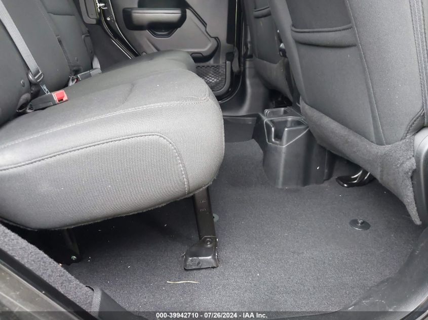 VIN 1C4HJXDG1JW136331 2018 JEEP WRANGLER UNLIMITED SPORT S 4X4