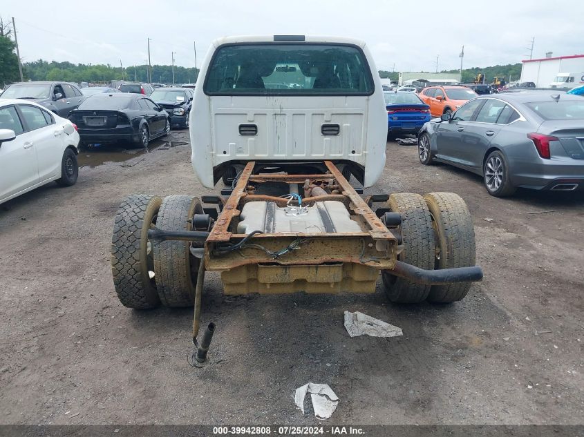 2005 Ford F-450 Lariat/Xl/Xlt VIN: 1FDXW46P65EA26472 Lot: 39942808