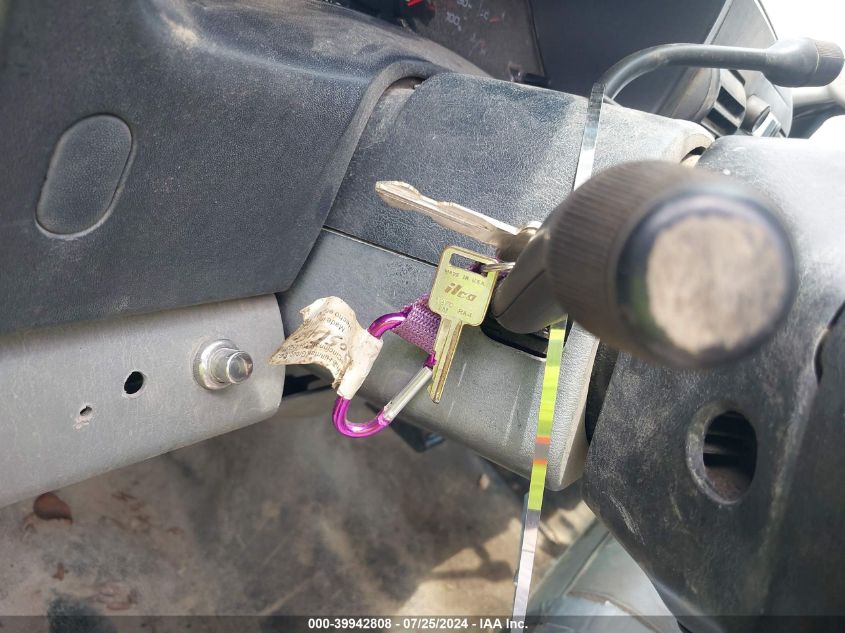 2005 Ford F-450 Lariat/Xl/Xlt VIN: 1FDXW46P65EA26472 Lot: 39942808