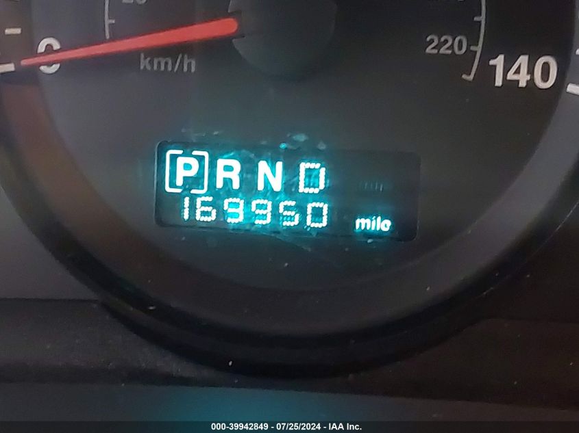 2005 Jeep Grand Cherokee Laredo/Columbia/Freedom VIN: 1J4GS48KX5C633854 Lot: 39942849