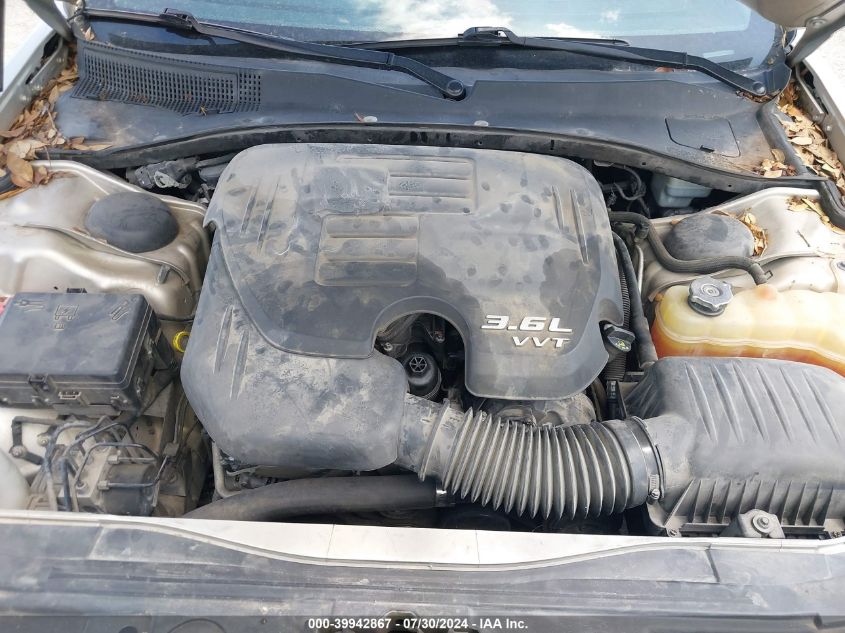 2012 Chrysler 300 VIN: 2C3CCAAG8CH261502 Lot: 39942867