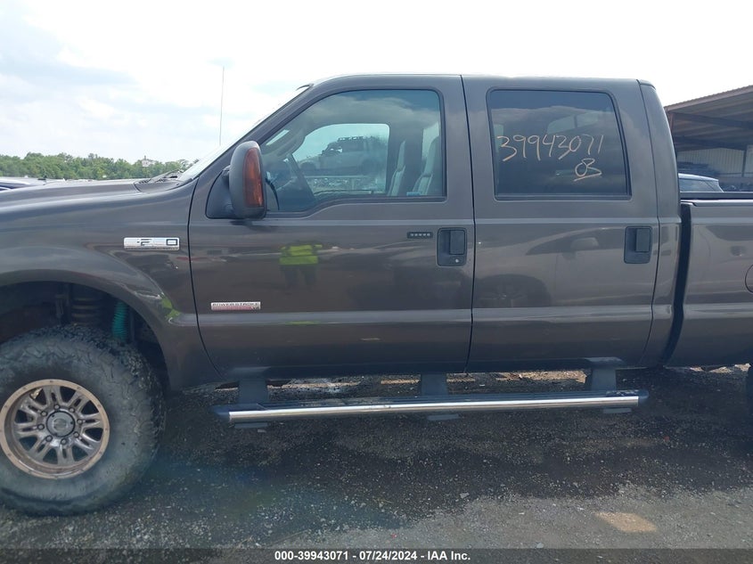 2005 Ford F-250 Lariat/Xl/Xlt VIN: 1FTSW21P05EB80444 Lot: 39943071