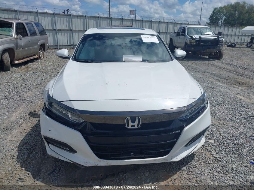 1HGCV2F37JA002899 2018 Honda Accord Sport 2.0T