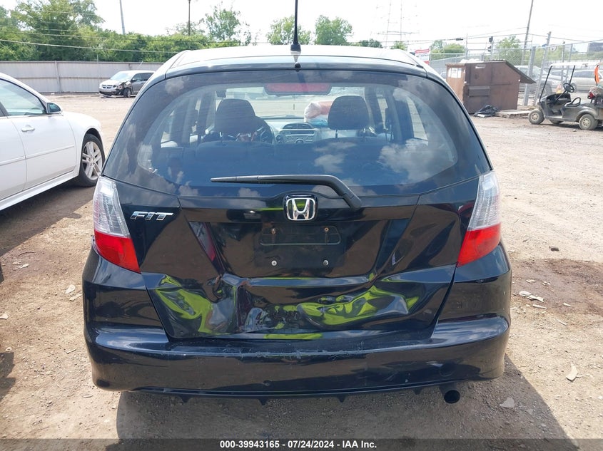 2013 Honda Fit VIN: JHMGE8H31DC063821 Lot: 39943165