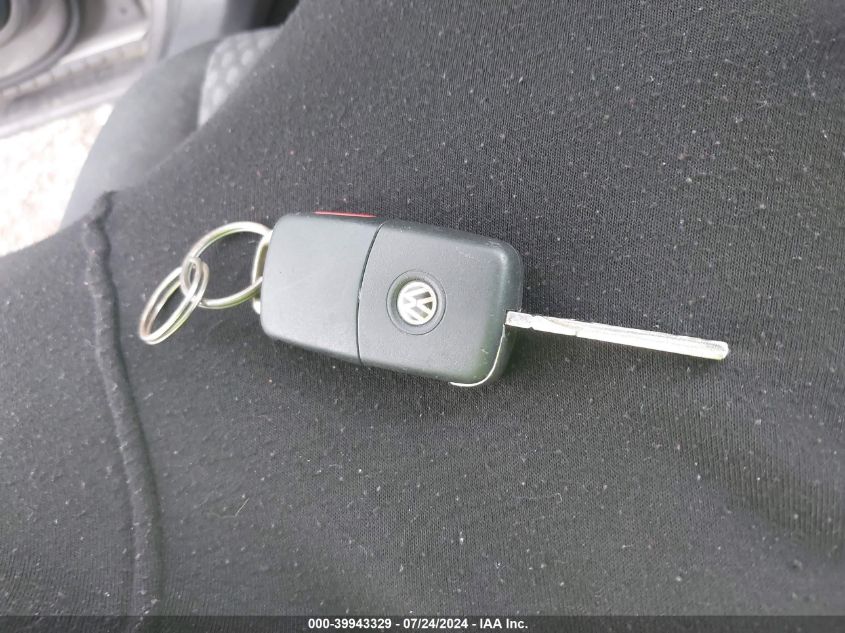 2010 Volkswagen Tiguan S VIN: WVGAV7AX0AW518789 Lot: 39943329