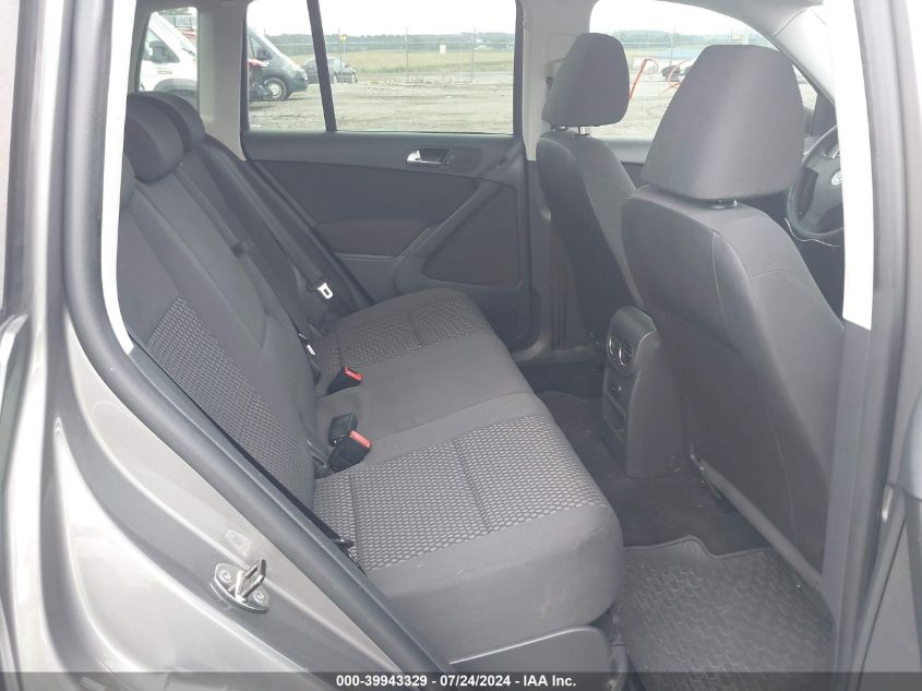 2010 Volkswagen Tiguan S VIN: WVGAV7AX0AW518789 Lot: 39943329