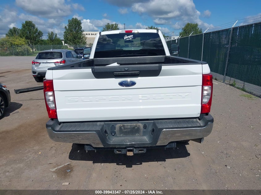 2022 Ford F-250 Super Duty VIN: 1FTBF2B67NEG10332 Lot: 39943347