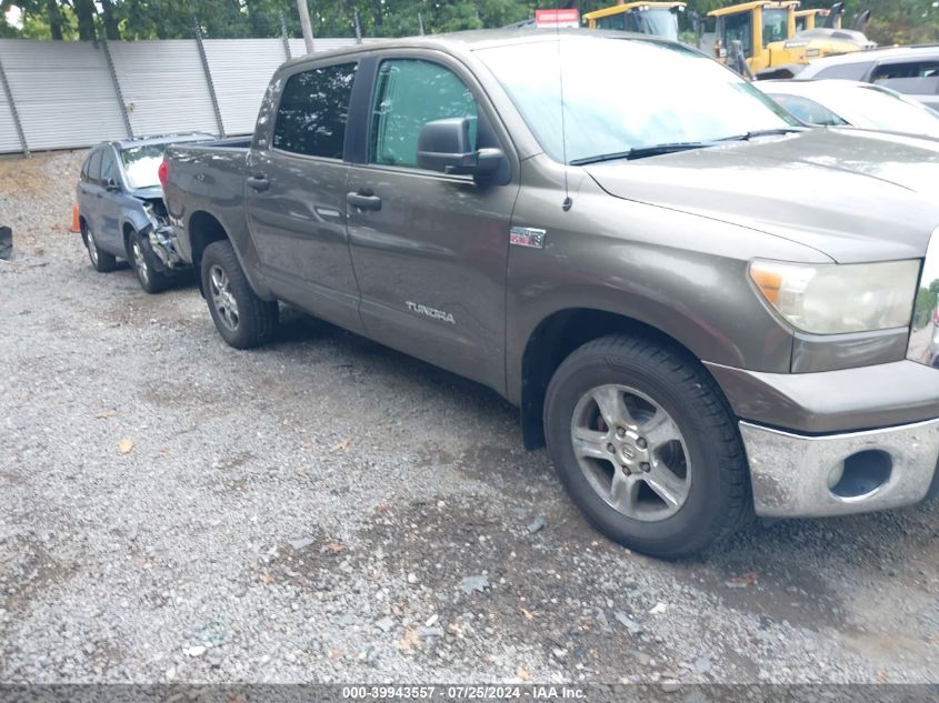 2008 Toyota Tundra Crewmax/Crewmax Sr5 VIN: 5TBDV541X8S511817 Lot: 39943557