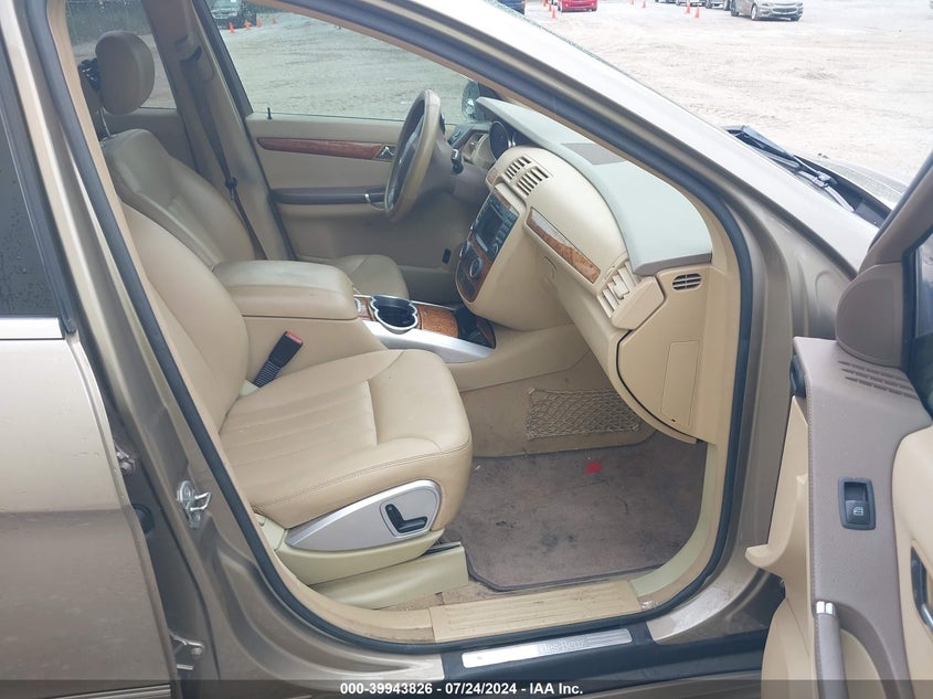 2009 Mercedes-Benz R 350 4Matic VIN: 4JGCB65E39A096093 Lot: 39943826