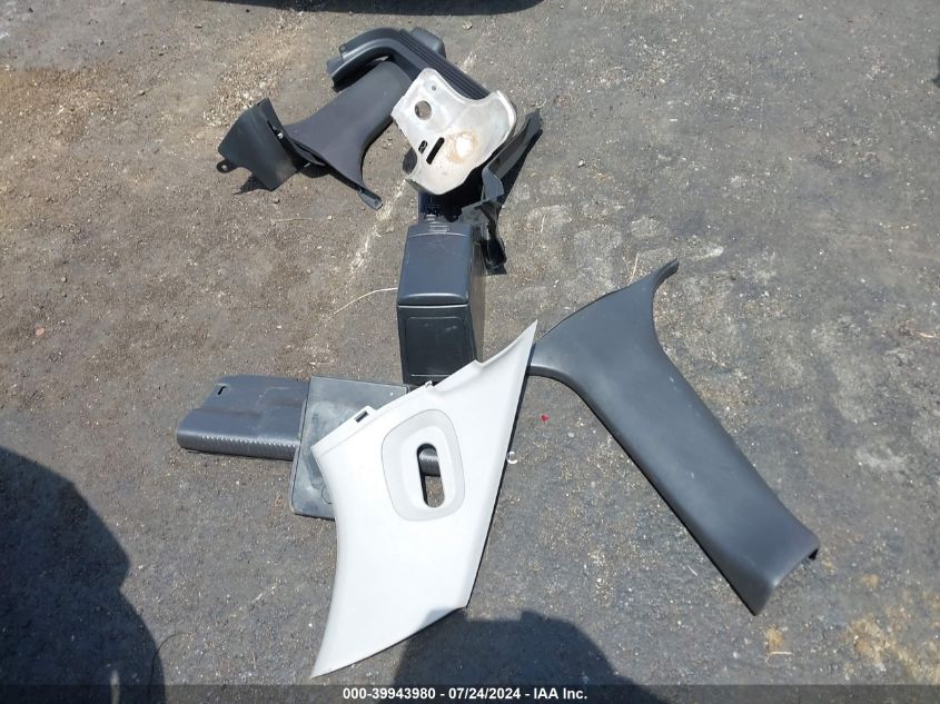 2004 Toyota Camry Xle VIN: JTDBE32K340262062 Lot: 39943980