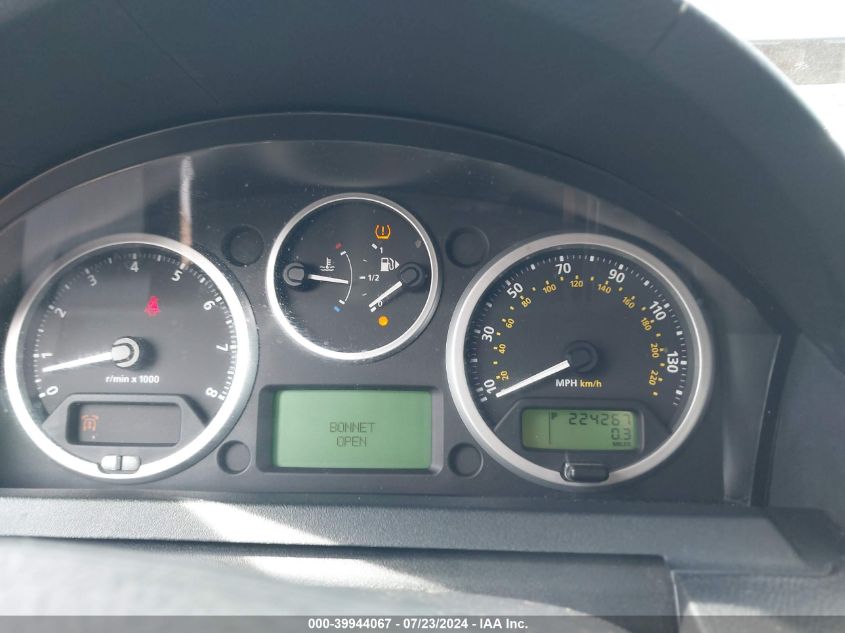 2008 Land Rover Lr3 V8 Se VIN: SALAE25418A459517 Lot: 39944067