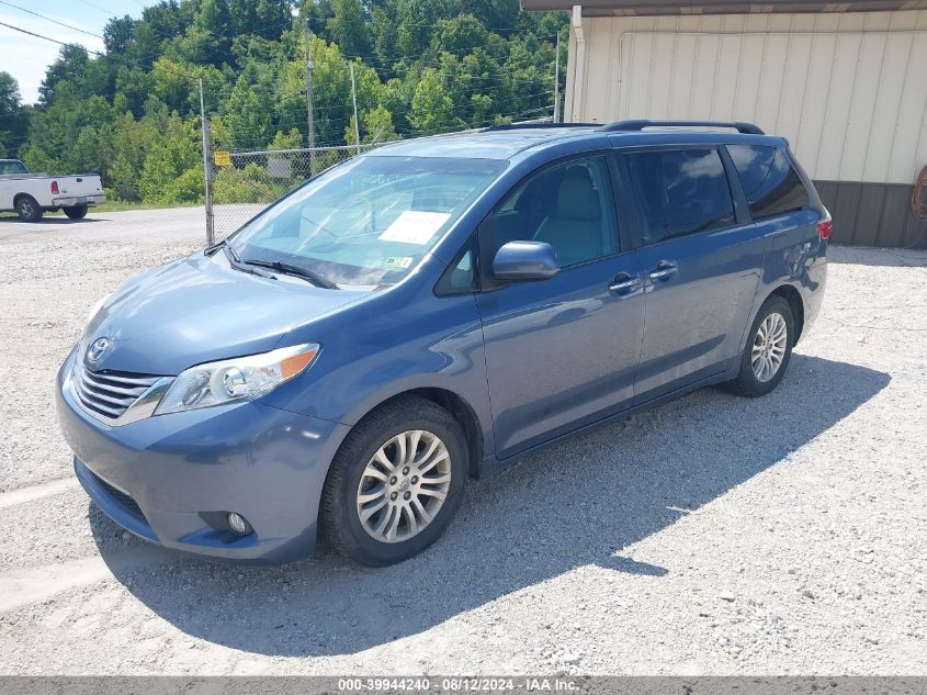 5TDYK3DC6FS650475 2015 TOYOTA SIENNA - Image 2