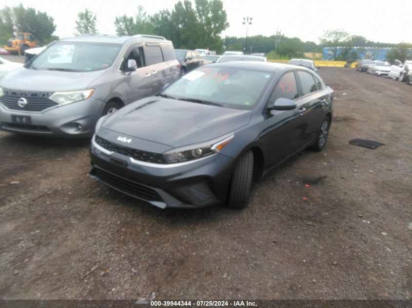 3KPF24AD9PE548058 2023 KIA FORTE - Image 2