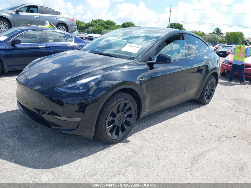 7SAYGDEE7PA193303 2023 TESLA MODEL Y - Image 2