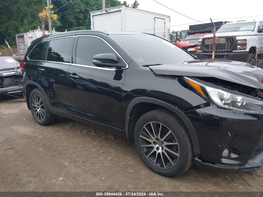 2018 TOYOTA HIGHLANDER SE - 5TDJZRFH7JS546045