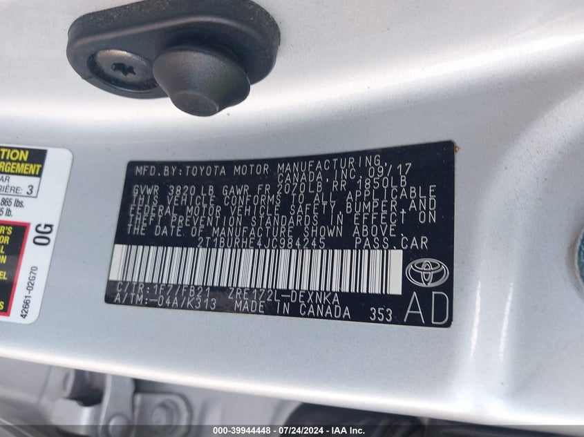 VIN 2T1BURHE4JC984245 2018 TOYOTA COROLLA LE
