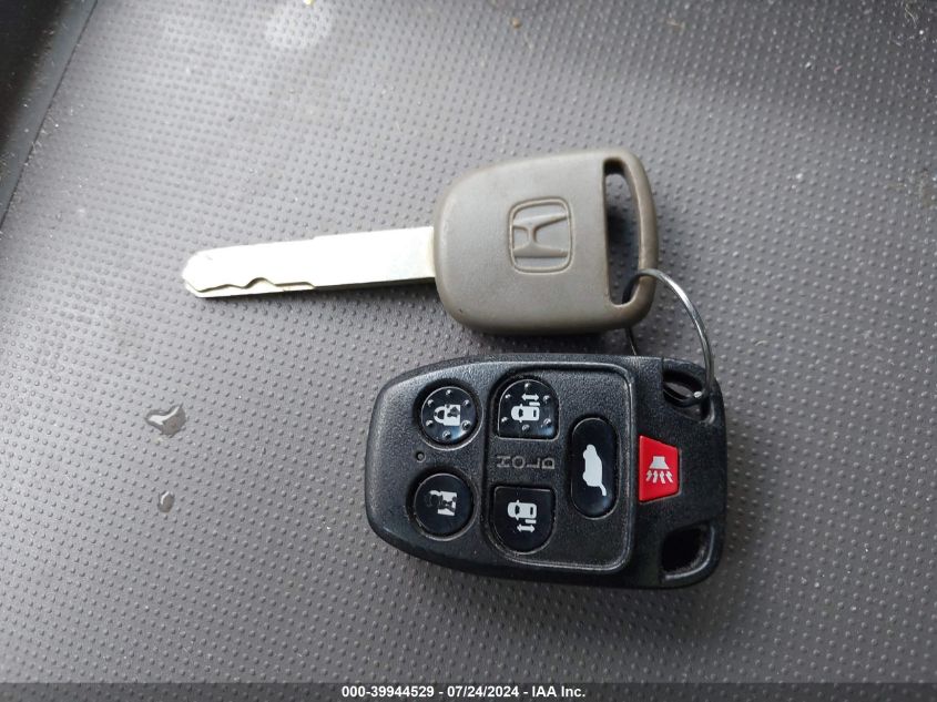 2011 Honda Odyssey Touring/Touring Elite VIN: 5FNRL5H98BB004249 Lot: 39944529