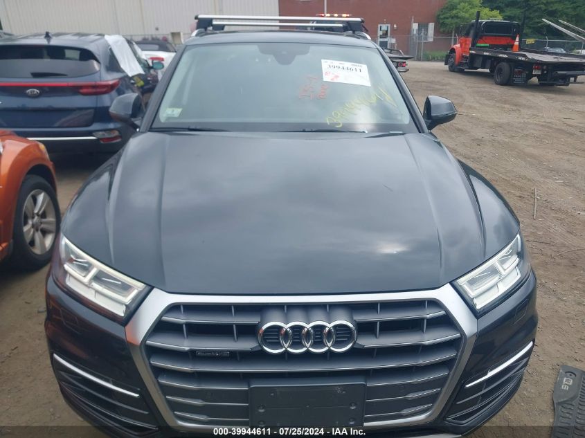 WA1BNAFY7J2024955 2018 Audi Q5 2.0T Premium/2.0T Tech Premium