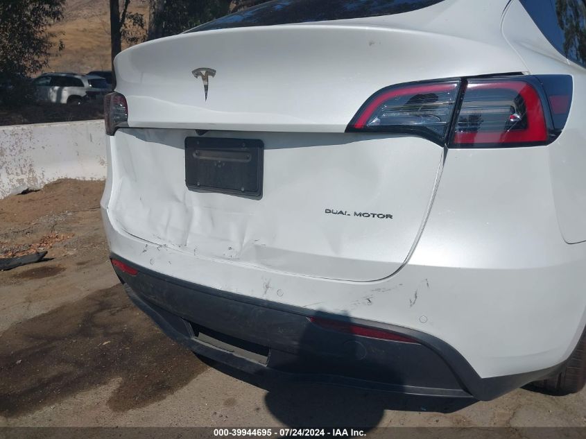 2021 Tesla Model Y Long Range Dual Motor All-Wheel Drive VIN: 5YJYGDEE5MF213771 Lot: 39944695