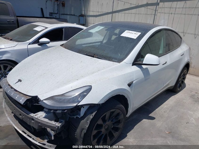 7SAYGDEE9PA118747 2023 TESLA MODEL Y - Image 2