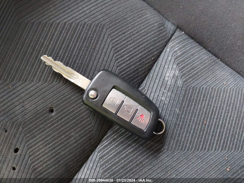 2015 Nissan Rogue S VIN: KNMAT2MV4FP536771 Lot: 39944835