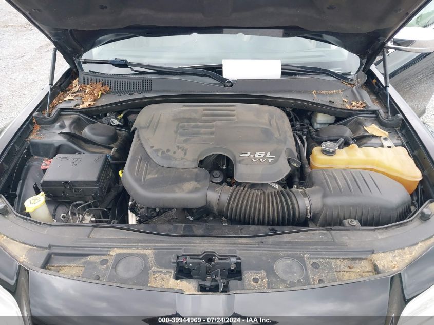 2011 Chrysler 300 Limited VIN: 2C3CA5CG5BH599268 Lot: 39944969