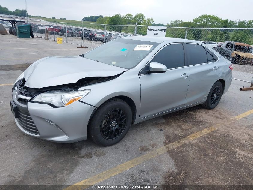 4T1BF1FK6FU885906 2015 TOYOTA CAMRY - Image 2