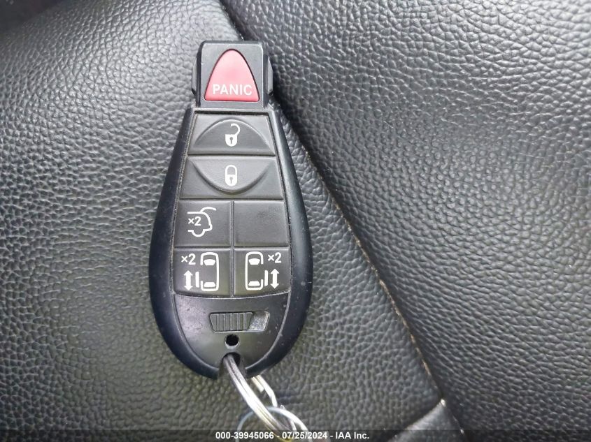 2015 Chrysler Town & Country Touring VIN: 2C4RC1BG6FR596681 Lot: 39945066