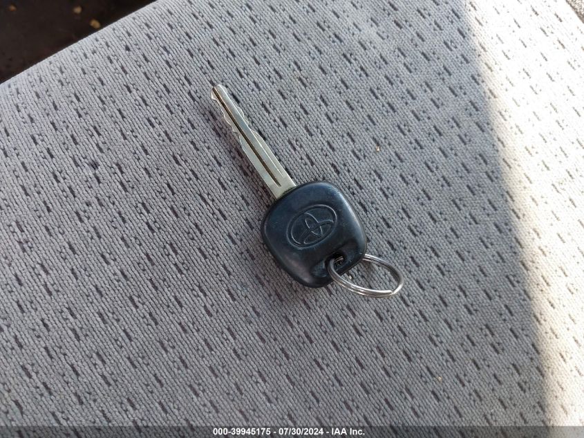 2005 Toyota Corolla Ce VIN: 2T1BR32E15C448107 Lot: 39945175