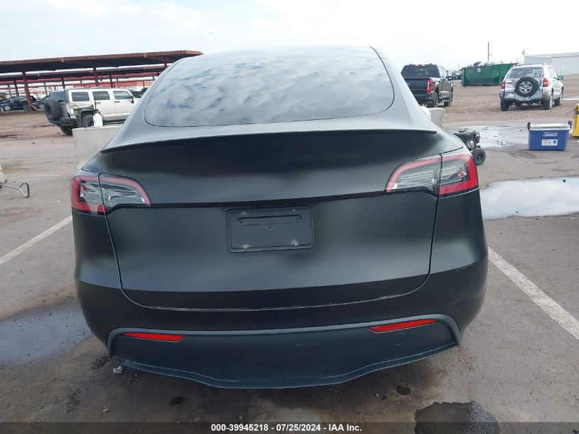 2022 Tesla Model Y Performance Dual Motor All-Wheel Drive VIN: 7SAYGDEF7NF410244 Lot: 39945218