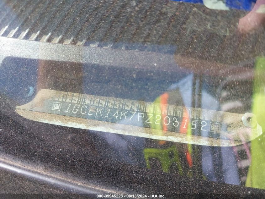 1993 Chevrolet Gmt-400 K1500 VIN: 1GCEK14K7PZ203152 Lot: 39945228