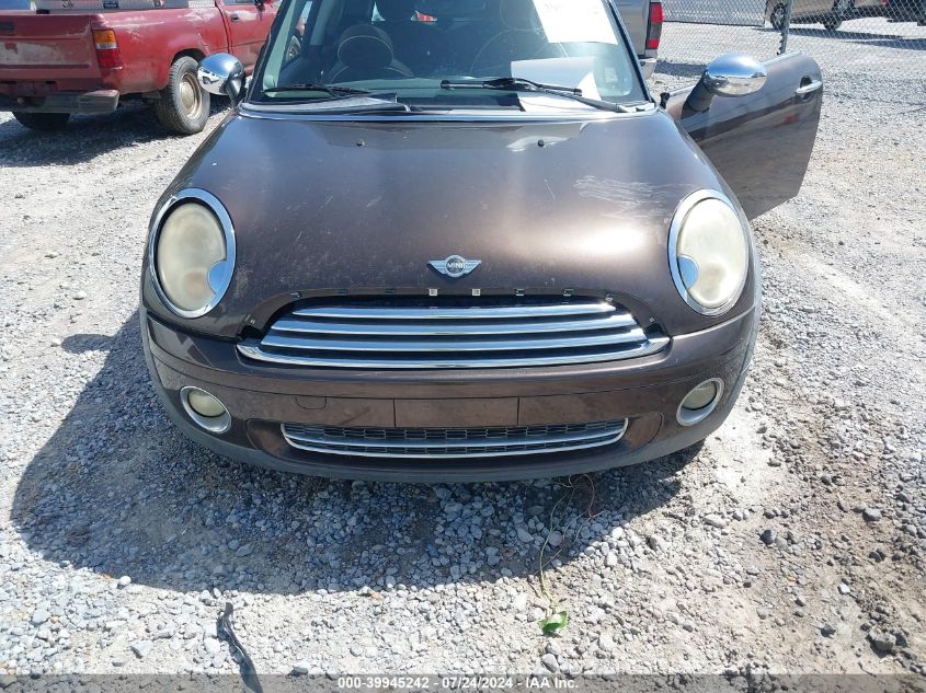 2008 Mini Cooper Clubman VIN: WMWML33578TJ45965 Lot: 39945242