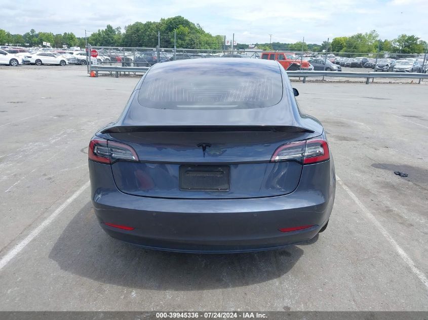 2018 Tesla Model 3 Long Range/Performance VIN: 5YJ3E1EB2JF185959 Lot: 39945336