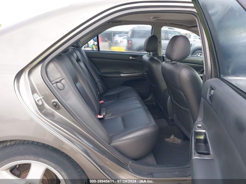 2004 Toyota Camry Se V6 VIN: 4T1BA32K64U020009 Lot: 39945611