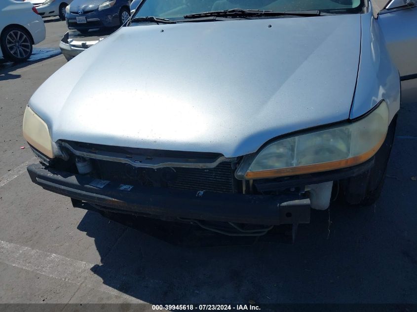 2000 Honda Accord 2.3 Lx VIN: 3HGCG665XYG701720 Lot: 39945618