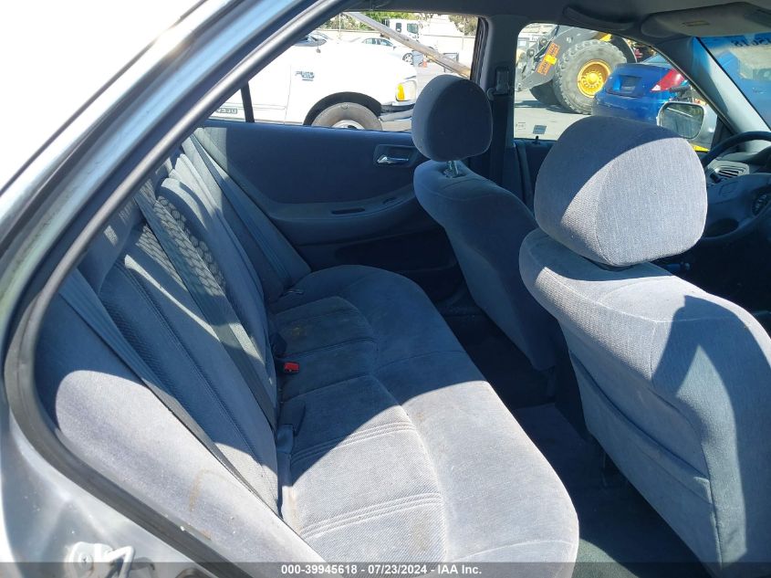 2000 Honda Accord 2.3 Lx VIN: 3HGCG665XYG701720 Lot: 39945618