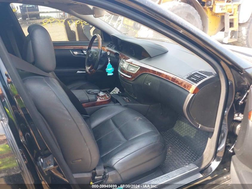 2008 Mercedes-Benz S 550 4Matic VIN: WDDNG86X58A200856 Lot: 39945699