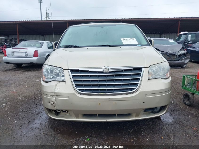 2010 Chrysler Town & Country Touring VIN: 2A4RR5D18AR404159 Lot: 39945739