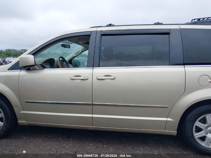 2010 Chrysler Town & Country Touring VIN: 2A4RR5D18AR404159 Lot: 39945739