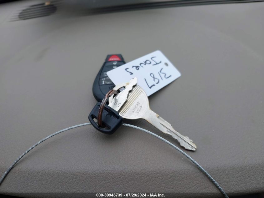 2010 Chrysler Town & Country Touring VIN: 2A4RR5D18AR404159 Lot: 39945739