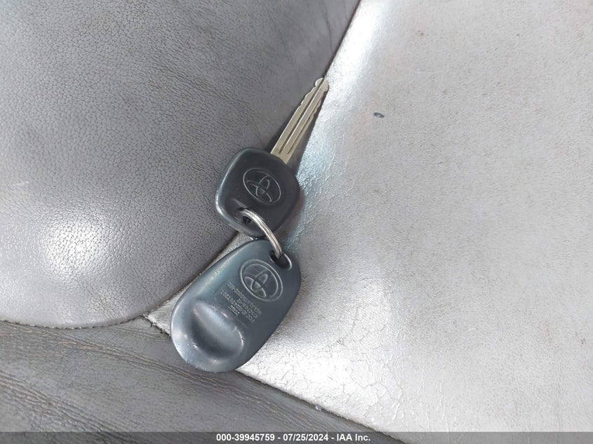 2006 Toyota Sienna Xle/Xle Limited VIN: 5TDBA22C96S076055 Lot: 39945759