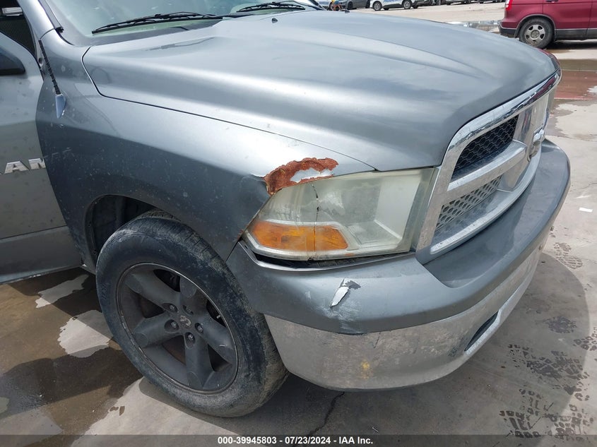 2009 Dodge Ram 1500 Slt/Sport/Trx VIN: 1D3HB18P39S796613 Lot: 39945803