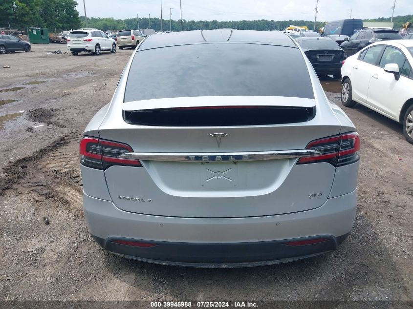 2016 Tesla Model X VIN: 5YJXCAE25GF022898 Lot: 39945988